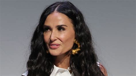 Demi Moore Sends Out PSA To Normalize Farting, Nothing To。